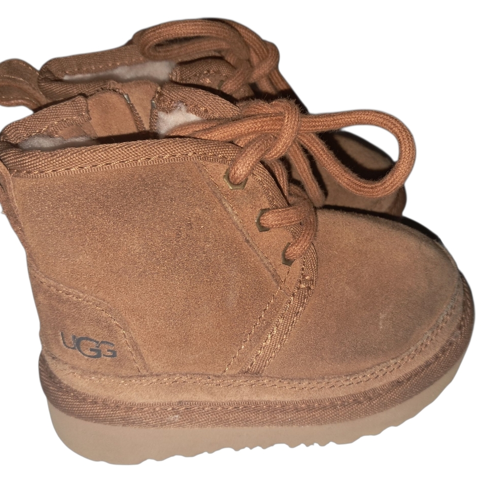 UGG Neumel II Boys' Toddler Size 6 Chesnut